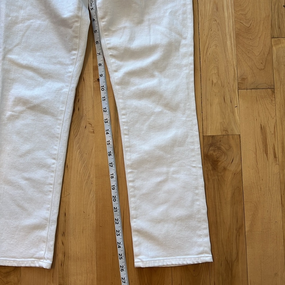 AG Adriano Goldschmied Mari White Jeans, Size 28R - Picture 11 of 12